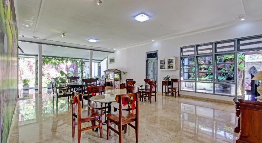 Oyo 92686 Lanaya Syariah 2*